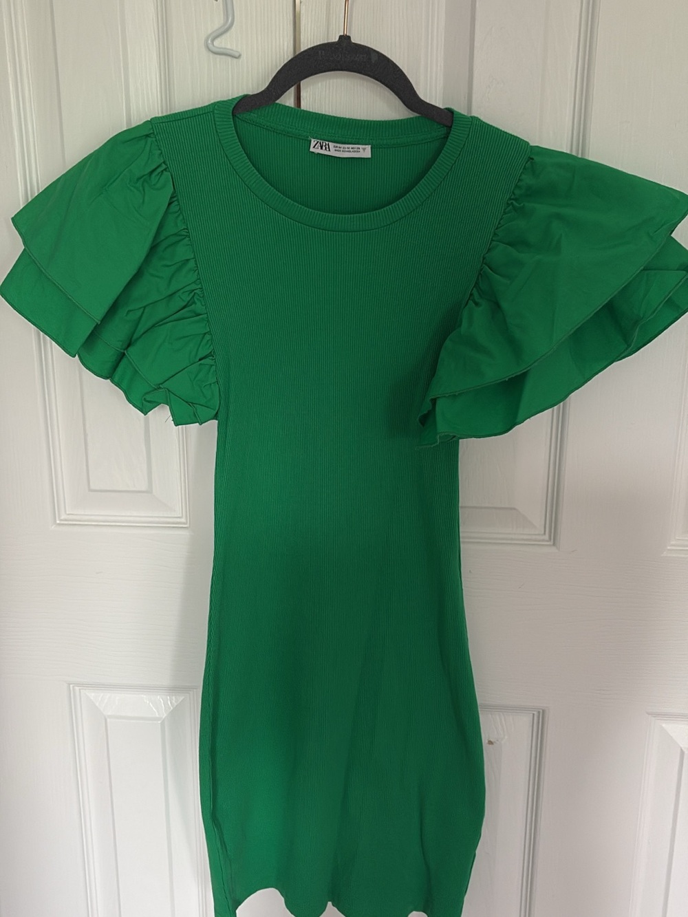 ZARA Emerald Green Ruffle Sleeve Knit Dress